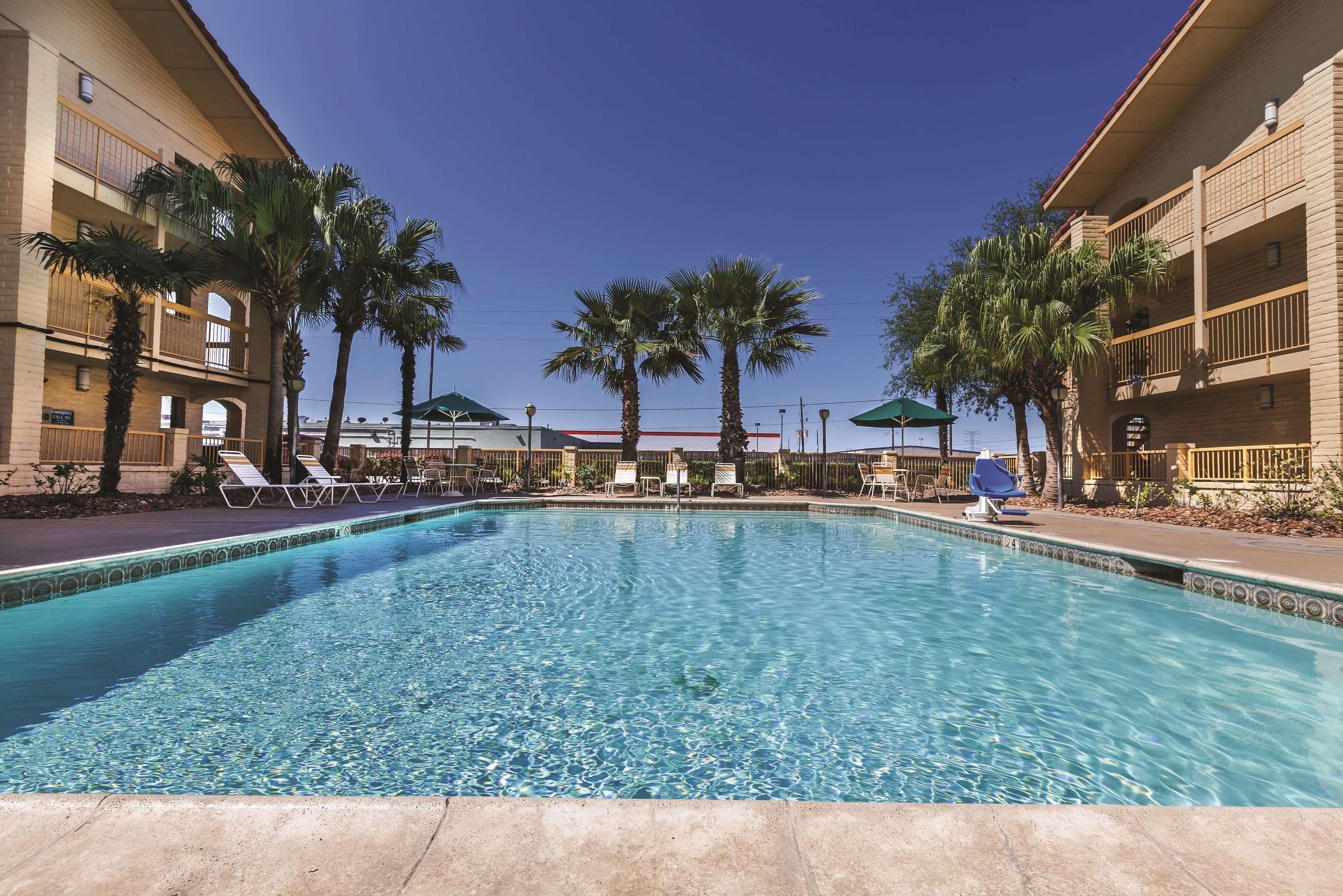 Travelodge By Wyndham Houston Cy-Fair Cypress Luaran gambar