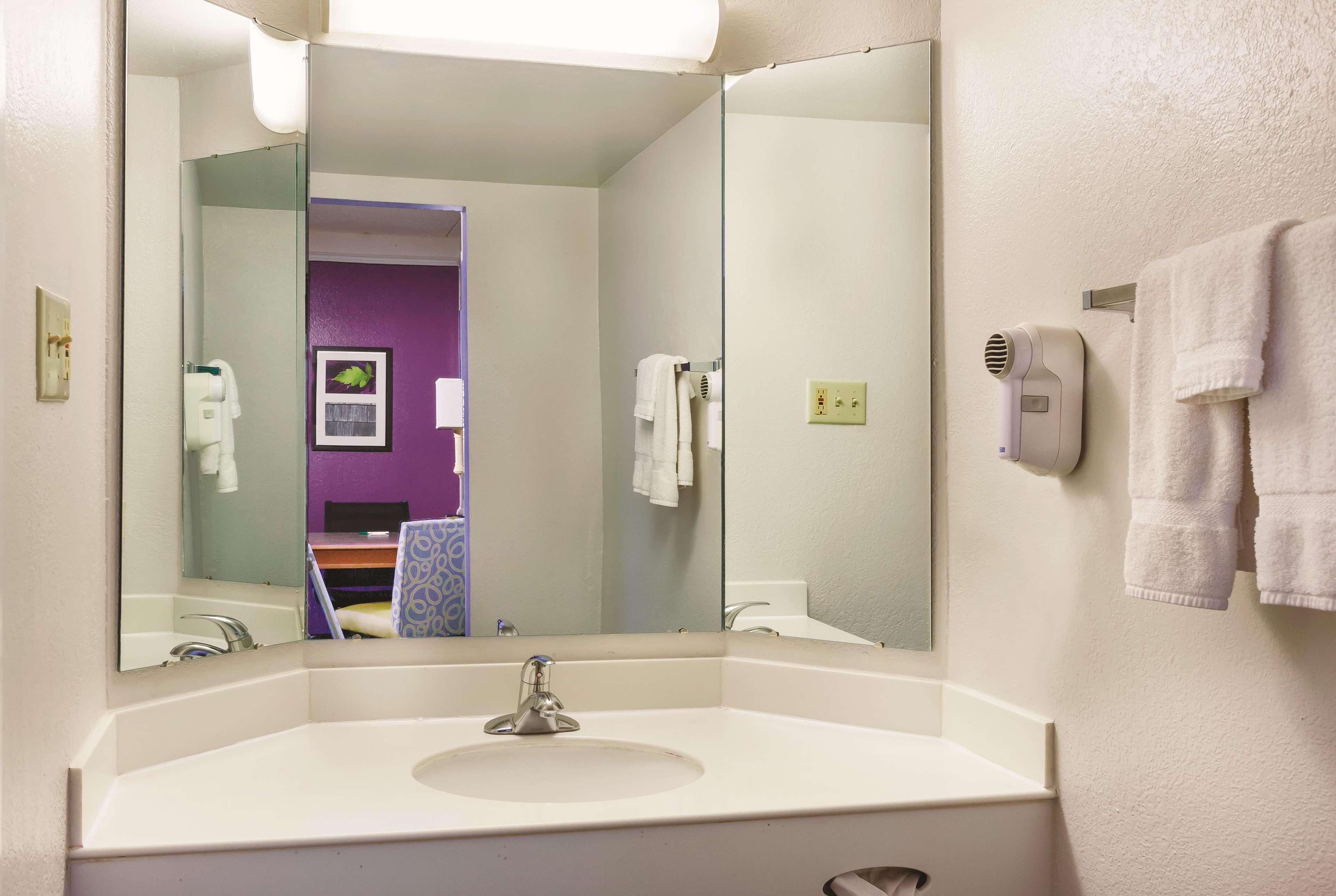 Travelodge By Wyndham Houston Cy-Fair Cypress Luaran gambar