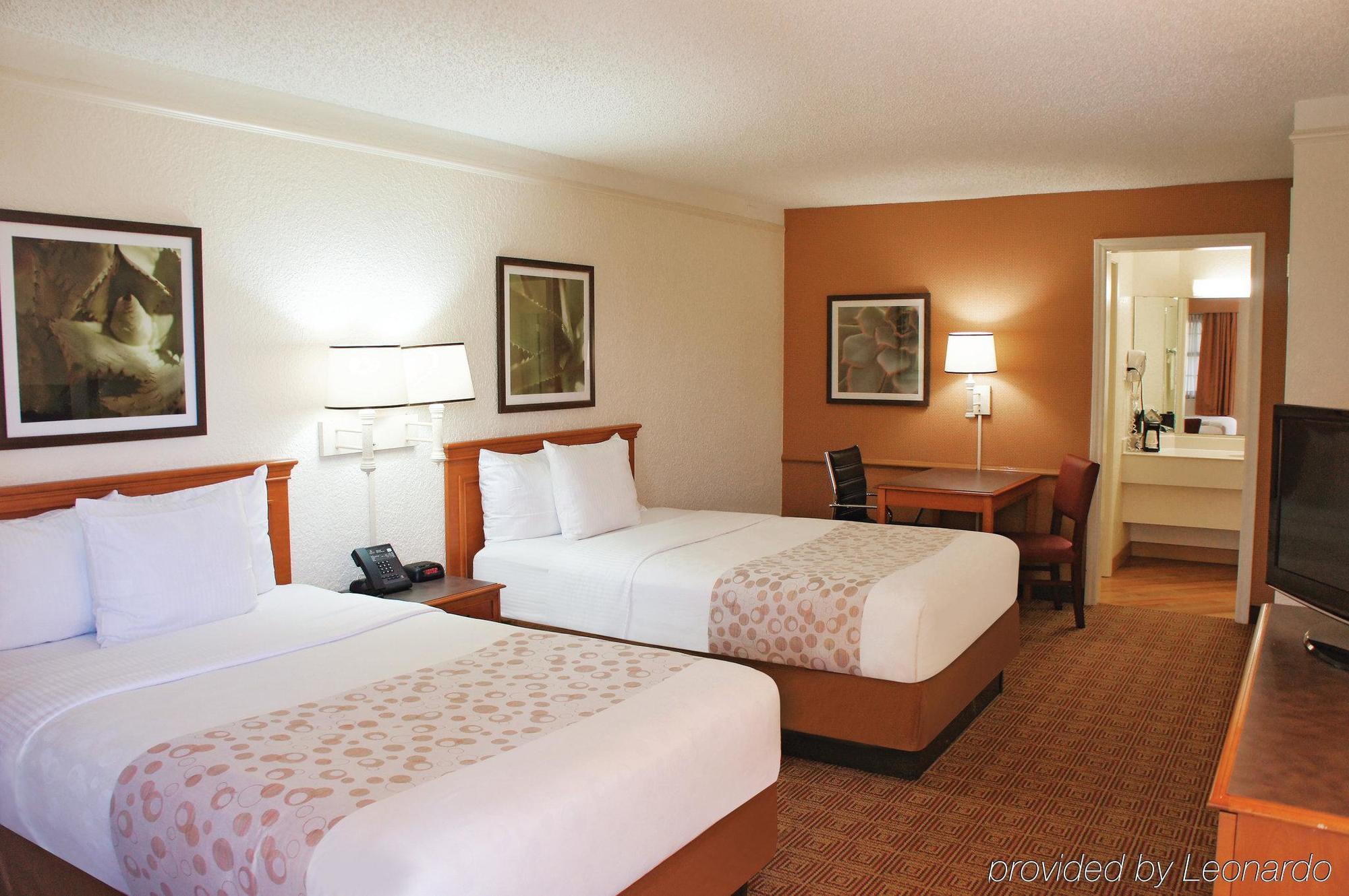 Travelodge By Wyndham Houston Cy-Fair Cypress Luaran gambar