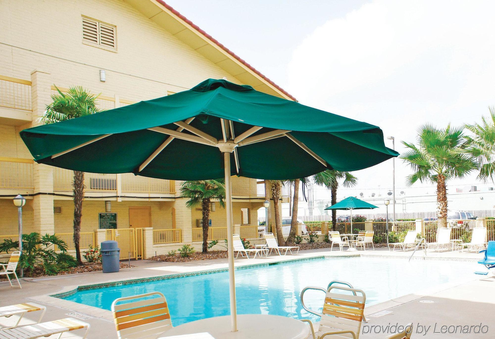 Travelodge By Wyndham Houston Cy-Fair Cypress Luaran gambar